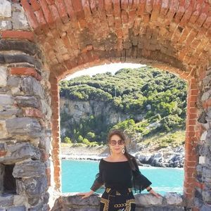 Meet your Posher, Raquel